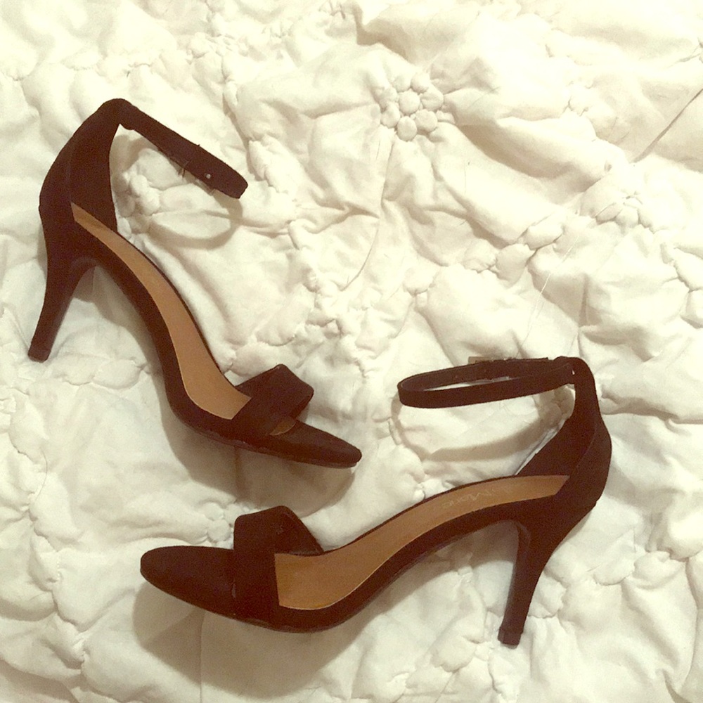 Black heels
